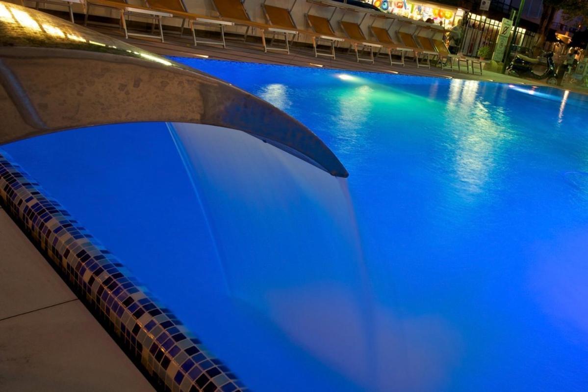 Hotel Lido كاتوليكا المظهر الخارجي الصورة
