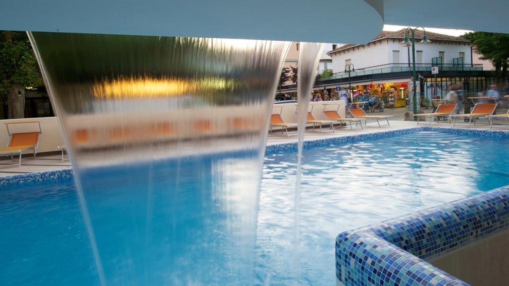 Hotel Lido كاتوليكا المظهر الخارجي الصورة