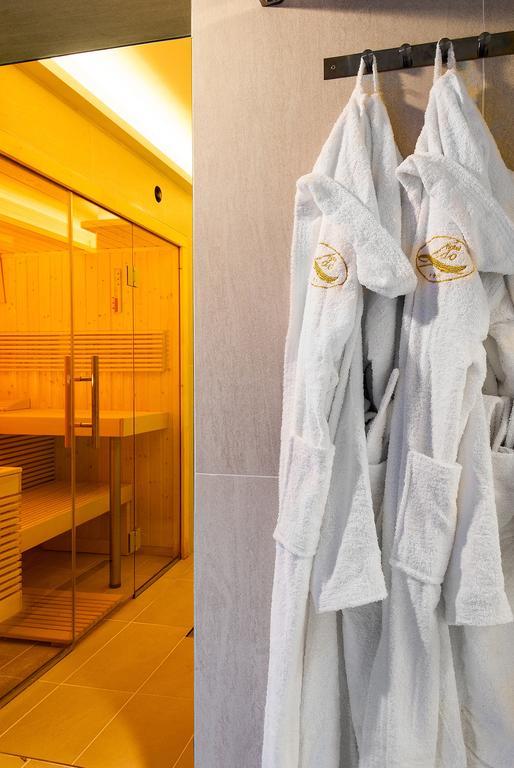 Hotel Lido كاتوليكا المظهر الخارجي الصورة